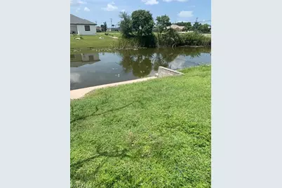 420 NE 15th Ter, Cape Coral, FL 33909 - Photo 32