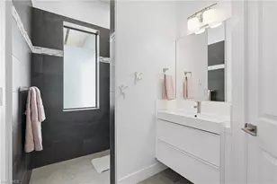 3709 SW 15th Pl, Cape Coral, FL 33914 - Photo 32
