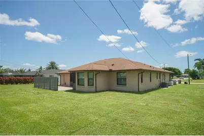 1301 SE 26th Ter, Cape Coral, FL 33904 - Photo 4