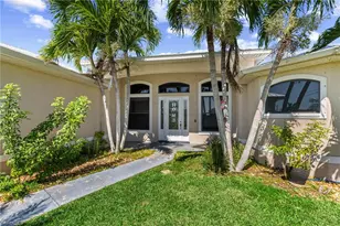 1012 NW 33rd Pl, Cape Coral, FL 33993 - Photo 2