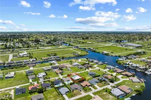 1012 NW 33rd Pl, Cape Coral, FL 33993 - Photo 36