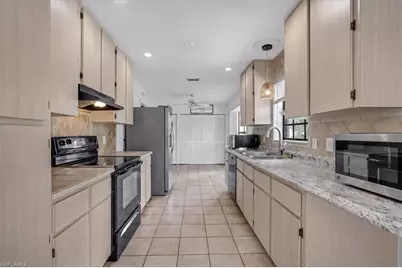 580 16th St SE, Naples, FL 34117 - Photo 28