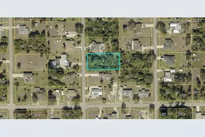 604 Lincoln Ave, Lehigh Acres, FL 33972 - Photo 4