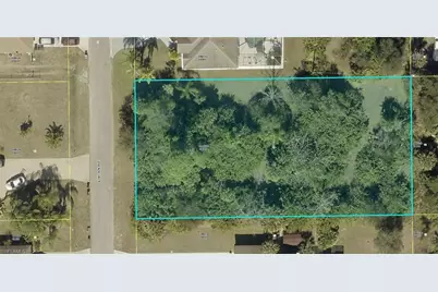 604 Lincoln Ave, Lehigh Acres, FL 33972 - Photo 1