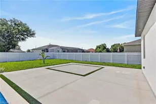 1005 NE 1st Pl, Cape Coral, FL 33909 - Photo 34
