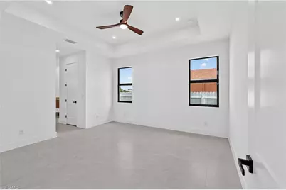 1005 NE 1st Pl, Cape Coral, FL 33909 - Photo 24