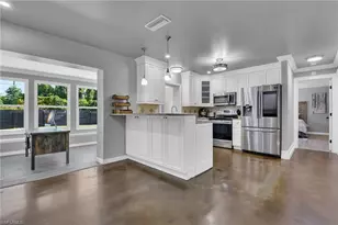 2413 Dover Ave, Fort Myers, FL 33907 - Photo 10