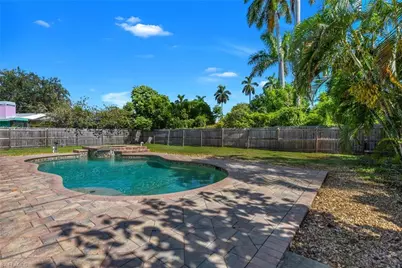 2413 Dover Ave, Fort Myers, FL 33907 - Photo 16