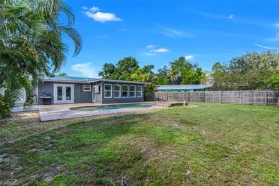 2413 Dover Ave, Fort Myers, FL 33907 - Photo 26