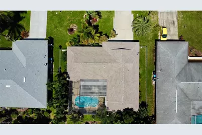 2205 SE 10th Pl, Cape Coral, FL 33990 - Photo 30
