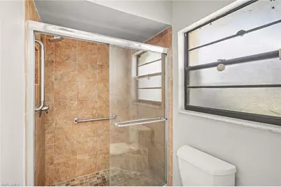 2205 SE 10th Pl, Cape Coral, FL 33990 - Photo 20