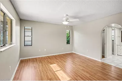 2205 SE 10th Pl, Cape Coral, FL 33990 - Photo 16