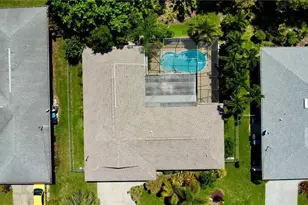 2205 SE 10th Pl, Cape Coral, FL 33990 - Photo 28