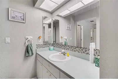 524 SW 23rd Ter, Cape Coral, FL 33991 - Photo 22