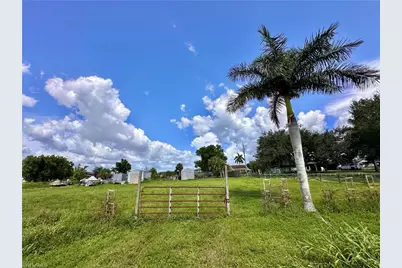 16281 Saddlewood Ln, Cape Coral, FL 33991 - Photo 10