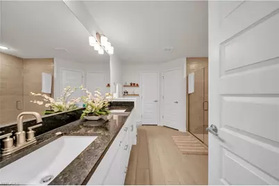 125 SE 11th Ter, Cape Coral, FL 33990 - Photo 28