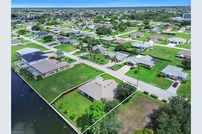 125 SE 11th Ter, Cape Coral, FL 33990 - Photo 50
