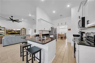 125 SE 11th Terrace, Cape Coral, FL 33990 - Photo 16