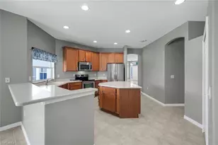 2563 Nature Pointe Loop, Fort Myers, FL 33905 - Photo 10