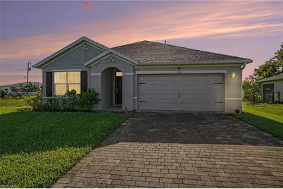 1813 NW 24th Pl, Cape Coral, FL 33993 - Photo 4