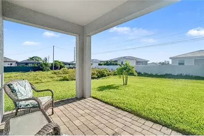 1813 NW 24th Pl, Cape Coral, FL 33993 - Photo 32