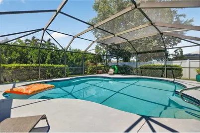 916 SE 21st Ln, Cape Coral, FL 33990 - Photo 36