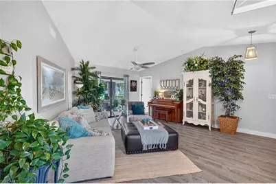 916 SE 21st Ln, Cape Coral, FL 33990 - Photo 6
