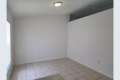 1014 NW 31st Pl, Cape Coral, FL 33993 - Photo 6