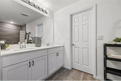2007 NW 17th Ter, Cape Coral, FL 33993 - Photo 14