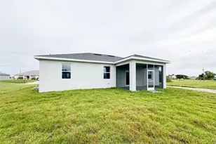 512 NW 25th Ave, Cape Coral, FL 33993 - Photo 40