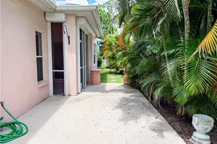 10704 Rio Mar Cir, Estero, FL 33928 - Photo 36