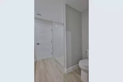 1013 13th St E, Bradenton, FL 34208 - Photo 12