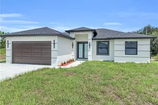 2522 56th St W, Lehigh Acres, FL 33971 - Photo 4