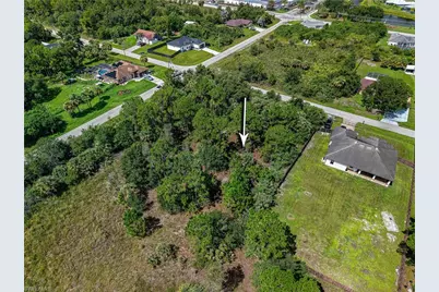 702 Magnolia Ave, Lehigh Acres, FL 33972 - Photo 6