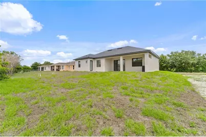 548 Long Island St E, Lehigh Acres, FL 33974 - Photo 32
