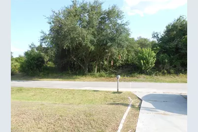 1221 Belair St E, Lehigh Acres, FL 33974 - Photo 20