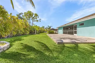 5215 SW 16th Pl, Cape Coral, FL 33914 - Photo 22