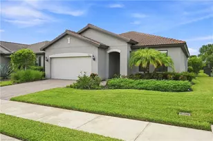 3922 Spotted Eagle Wy, Fort Myers, FL 33966 - Photo 2