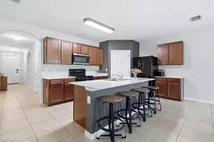 8313 Trillium Rd, Fort Myers, FL 33967 - Photo 4