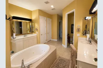 11978 King James Ct, Cape Coral, FL 33991 - Photo 16