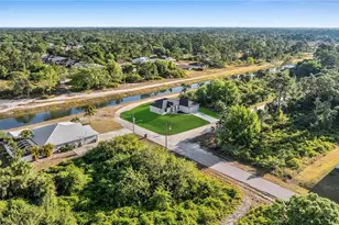 2106 W 18th St, Lehigh Acres, FL 33972 - Photo 22
