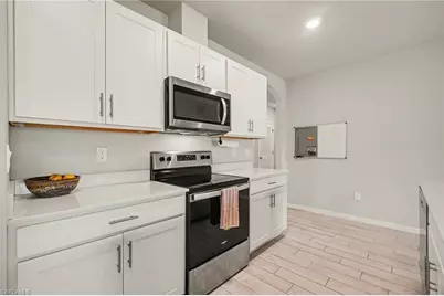 322 NW 21st St, Cape Coral, FL 33993 - Photo 10