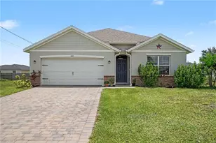 322 NW 21st St, Cape Coral, FL 33993 - Photo 2