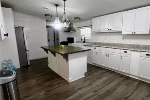 1027 Everglade Ave, Labelle, FL 33935 - Photo 2