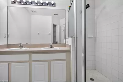 8073 Pacific Beach Dr, Fort Myers, FL 33966 - Photo 28