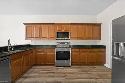 3520 SW 3rd Ter, Cape Coral, FL 33991 - Photo 30