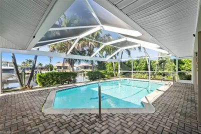 1826 SE 45th St, Cape Coral, FL 33904 - Photo 8