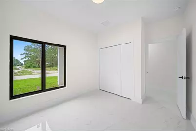 318 W 12th St, Lehigh Acres, FL 33972 - Photo 10