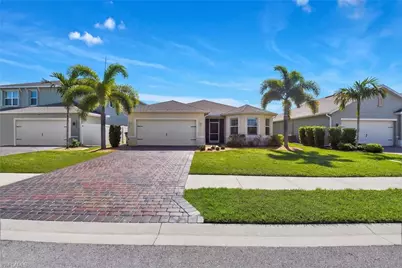 3407 Cancun Ct, Cape Coral, FL 33909 - Photo 2