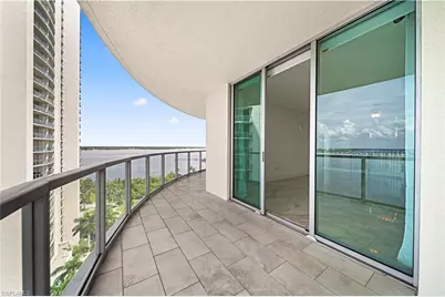 3000 Oasis Grand Blvd #1407, Fort Myers, FL 33916 - Photo 12